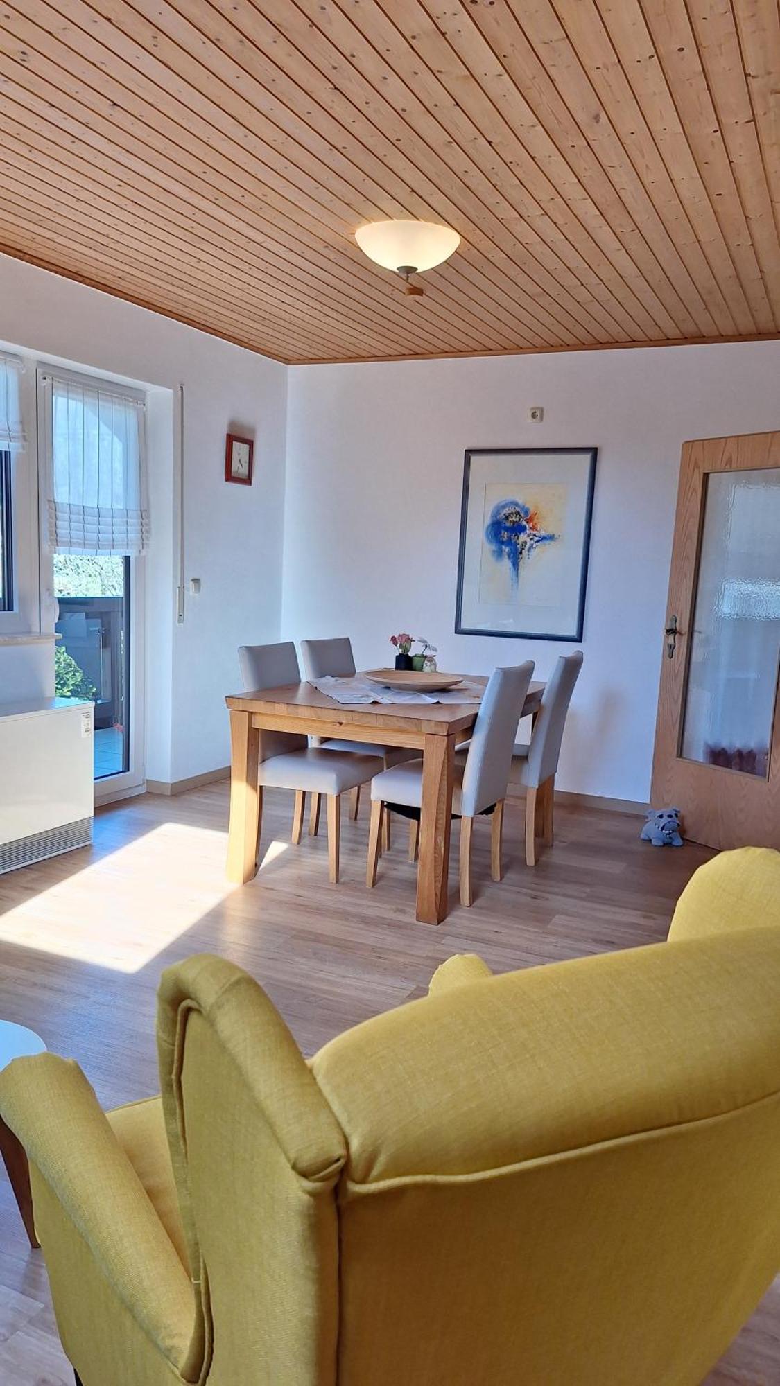 Ferienhaus "Anne" Und Weingut Willi Fett Ellenz-Poltersdorf Exterior photo