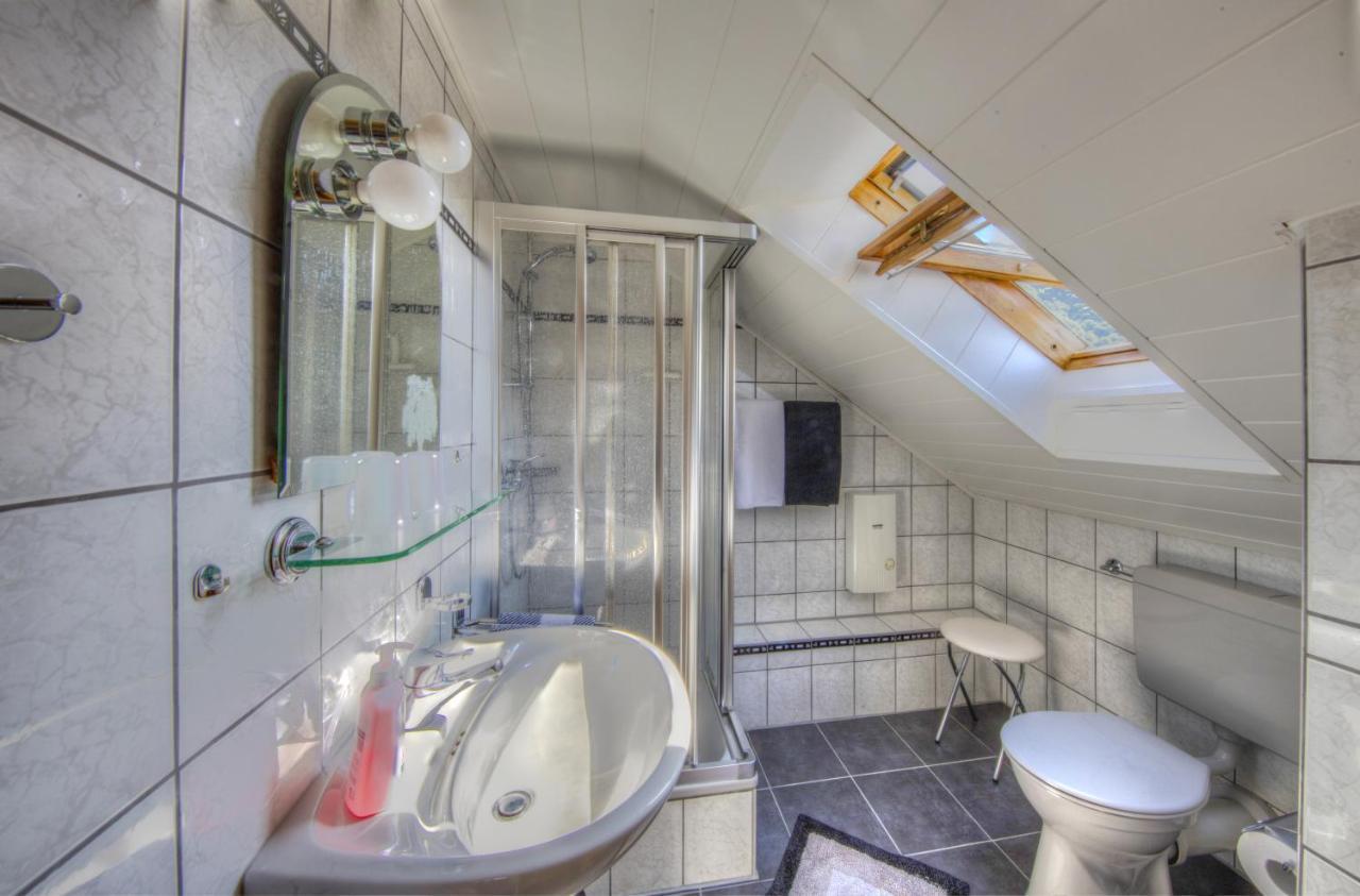 Ferienhaus "Anne" Und Weingut Willi Fett Ellenz-Poltersdorf Exterior photo