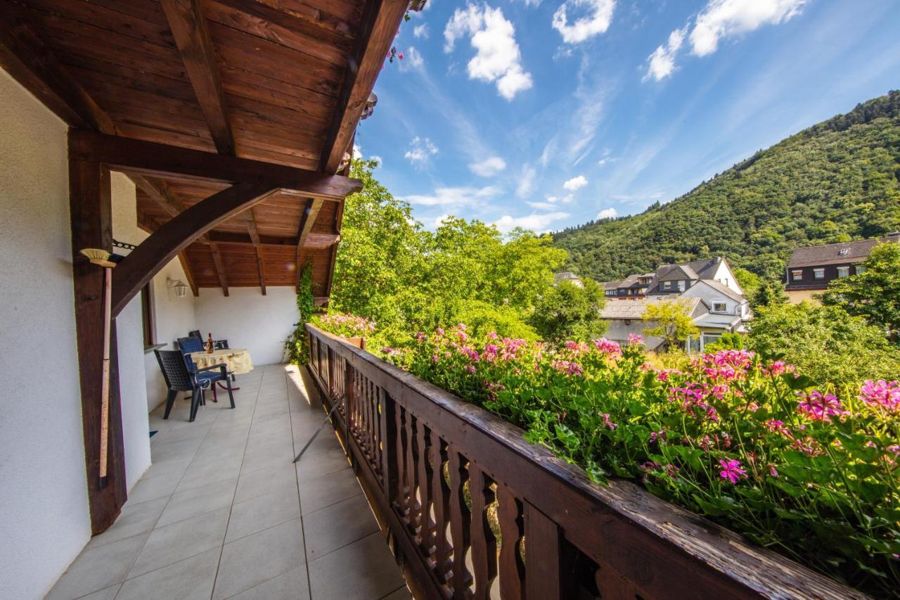 Ferienhaus "Anne" Und Weingut Willi Fett Ellenz-Poltersdorf Exterior photo